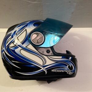 SCORPION. EXO - 400 MOTORCYCLE HELMET